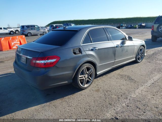 Photo 3 VIN: WDDHF9BB2CA598861 - MERCEDES-BENZ E 550 