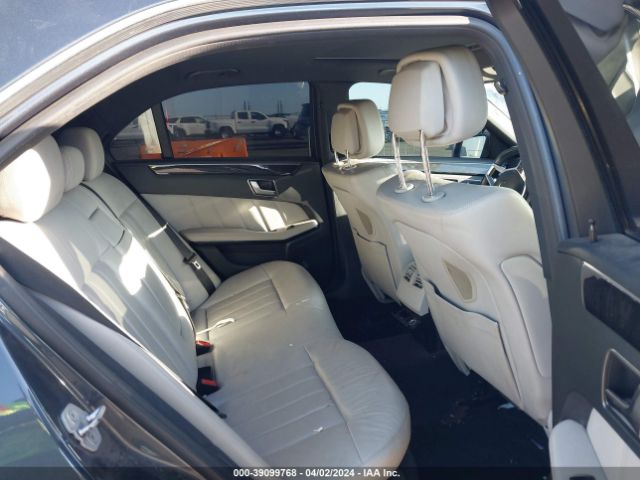 Photo 7 VIN: WDDHF9BB2CA598861 - MERCEDES-BENZ E 550 