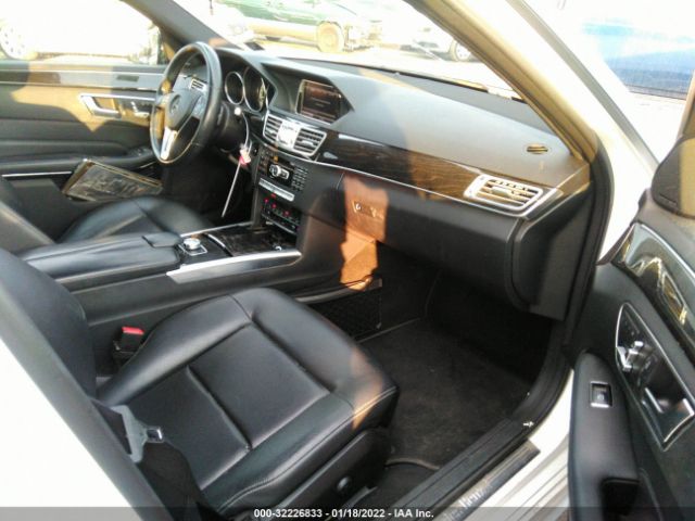 Photo 4 VIN: WDDHF9HB4EA987835 - MERCEDES-BENZ E-CLASS 