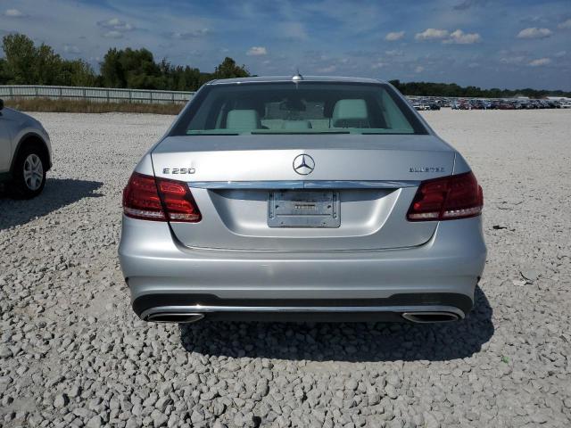 Photo 5 VIN: WDDHF9HB6FB116298 - MERCEDES-BENZ E 250 BLUE 