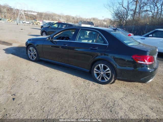 Photo 2 VIN: WDDHF9HB6FB122165 - MERCEDES-BENZ E-CLASS 