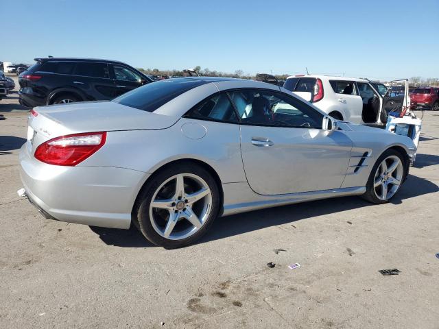 Photo 2 VIN: WDDJK7DA4DF006418 - MERCEDES-BENZ SL 550 