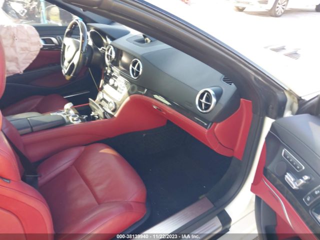 Photo 4 VIN: WDDJK7DA5DF012115 - MERCEDES-BENZ SL 