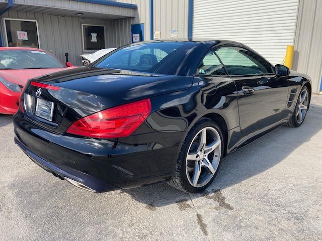 Photo 3 VIN: WDDJK7DA9HF045043 - MERCEDES-BENZ SL 550 