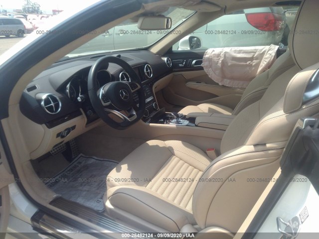 Photo 4 VIN: WDDJK7DAXKF056544 - MERCEDES-BENZ SL 