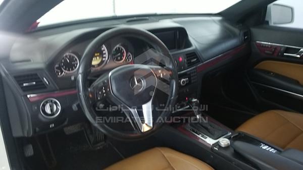 Photo 10 VIN: WDDKJ4HB2CF141050 - MERCEDES-BENZ E 250 