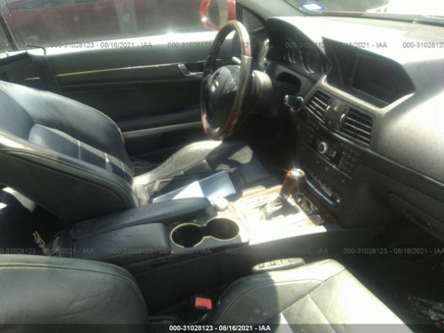 Photo 4 VIN: WDDKJ5GB0AF018075 - MERCEDES-BENZ E-CLASS 