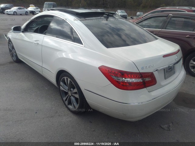 Photo 2 VIN: WDDKJ5GB1AF014035 - MERCEDES-BENZ E-CLASS 