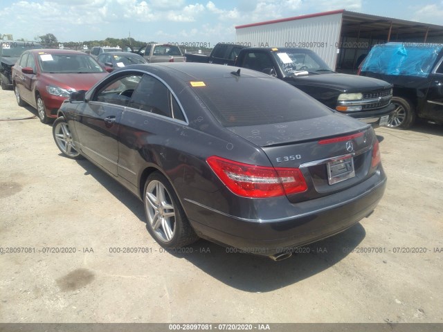 Photo 2 VIN: WDDKJ5GB3BF089692 - MERCEDES-BENZ E-CLASS 