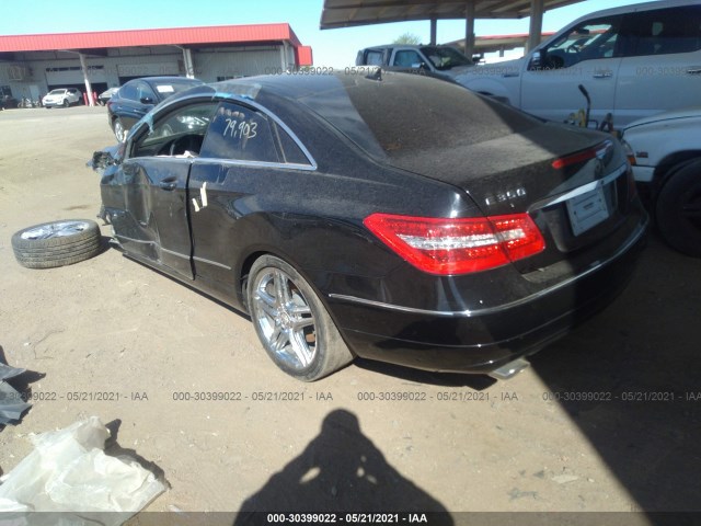 Photo 2 VIN: WDDKJ5GB4BF093847 - MERCEDES-BENZ E-CLASS 