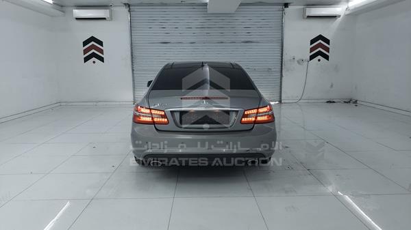 Photo 7 VIN: WDDKJ5GB5BF098264 - MERCEDES-BENZ E350 