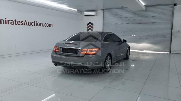 Photo 8 VIN: WDDKJ5GB5BF098264 - MERCEDES-BENZ E350 