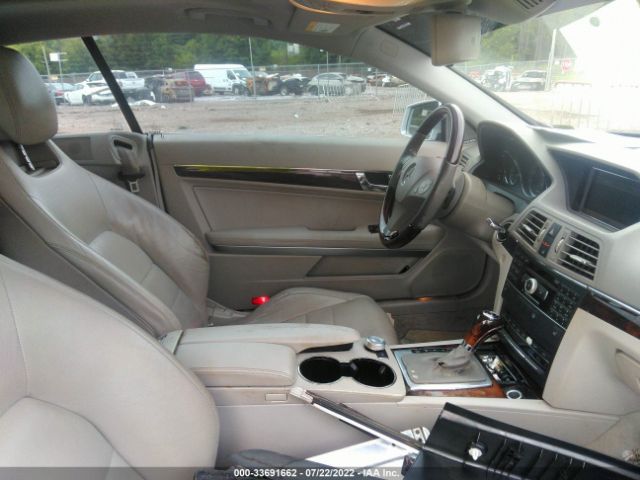 Photo 4 VIN: WDDKJ5GB5BF107304 - MERCEDES-BENZ E-CLASS 