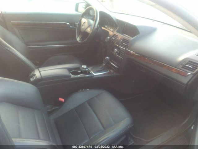 Photo 4 VIN: WDDKJ5GB6BF087886 - MERCEDES-BENZ E-CLASS 