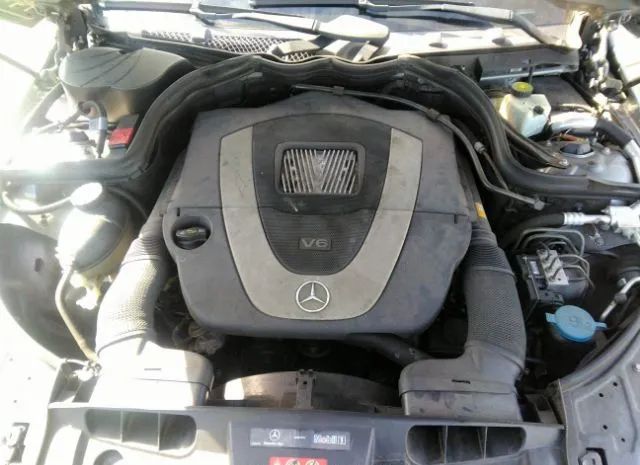 Photo 9 VIN: WDDKJ5GB7BF111824 - MERCEDES-BENZ E-CLASS 