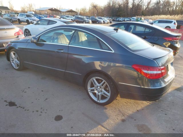 Photo 2 VIN: WDDKJ5GB7BF121852 - MERCEDES-BENZ E 350 