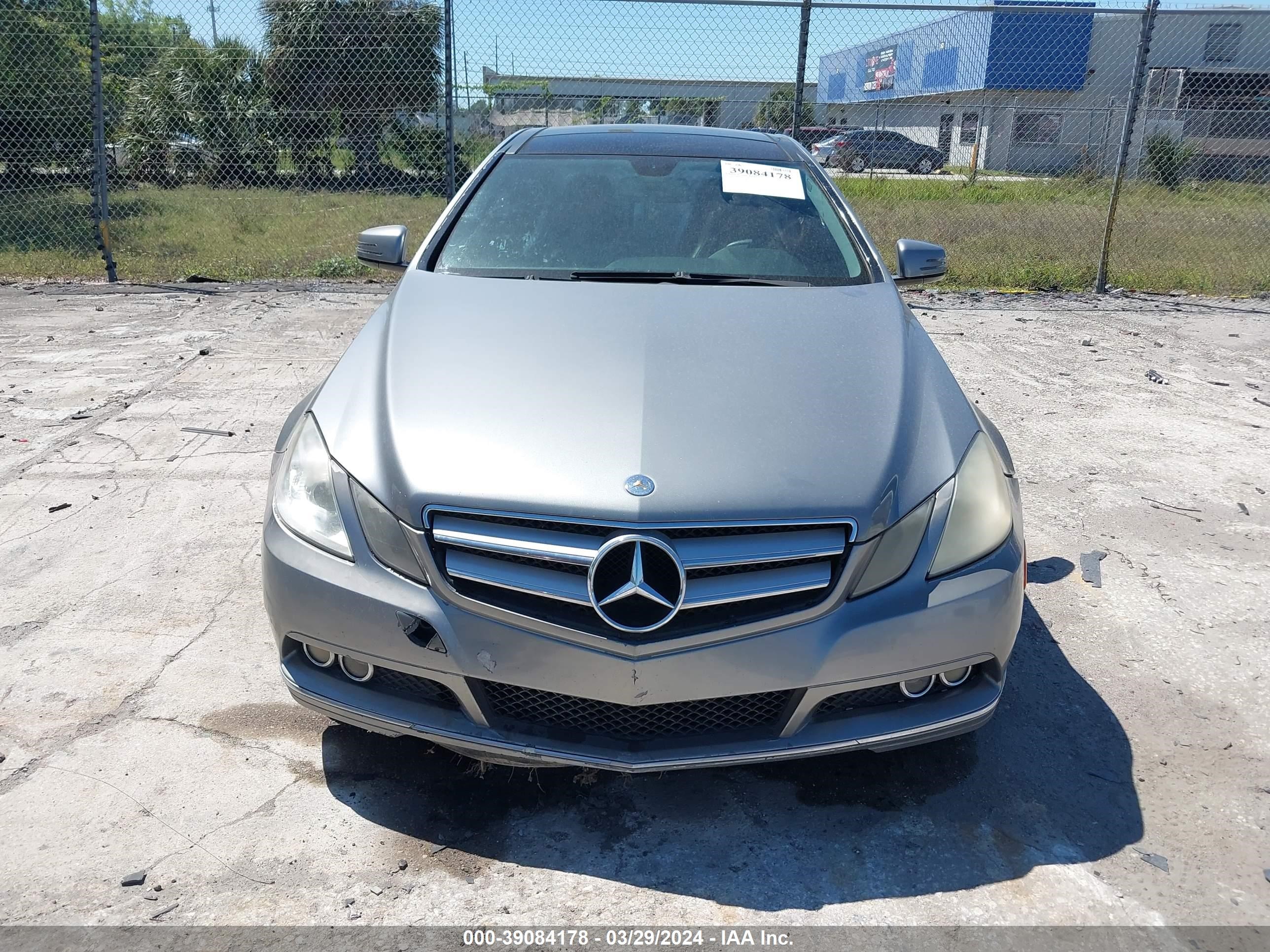 Photo 5 VIN: WDDKJ5GB9AF036946 - MERCEDES-BENZ NULL 