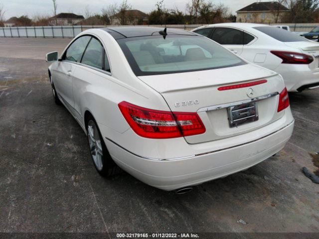 Photo 2 VIN: WDDKJ5GBXBF111607 - MERCEDES-BENZ E-CLASS 