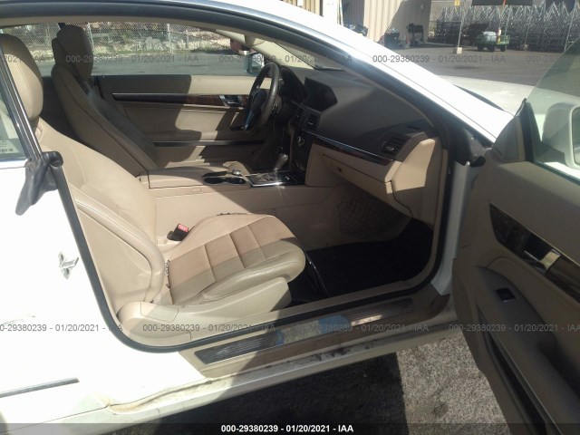 Photo 4 VIN: WDDKJ5KB1CF155391 - MERCEDES-BENZ E 350 