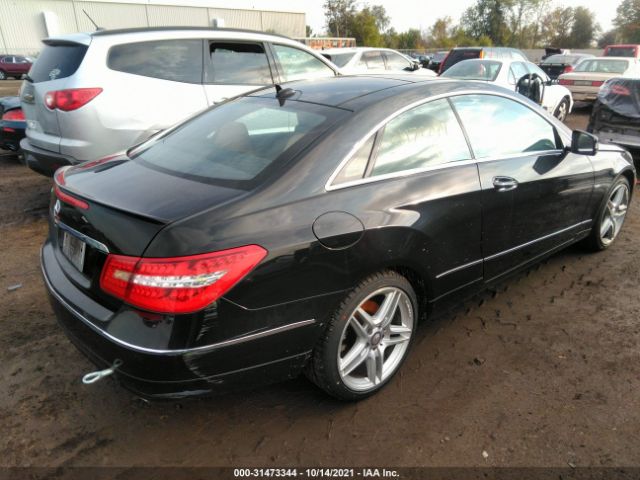 Photo 3 VIN: WDDKJ5KB3CF145963 - MERCEDES-BENZ E-CLASS 