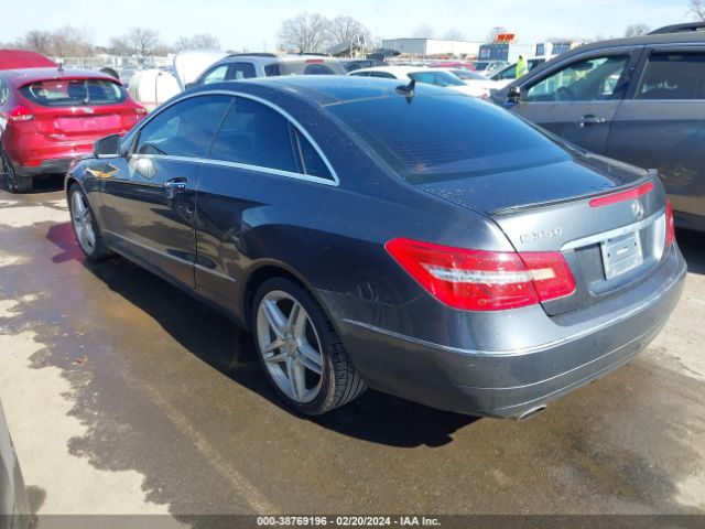 Photo 2 VIN: WDDKJ5KB3DF186255 - MERCEDES-BENZ E 350 