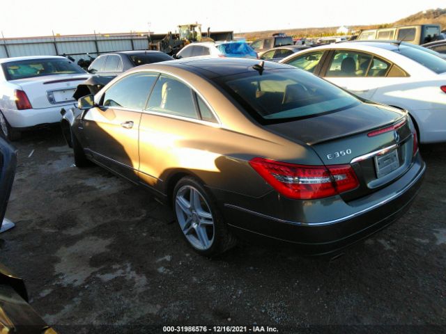 Photo 2 VIN: WDDKJ5KB4CF134499 - MERCEDES-BENZ E-CLASS 