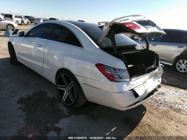 Photo 2 VIN: WDDKJ5KB8CF155601 - MERCEDES-BENZ E-CLASS 