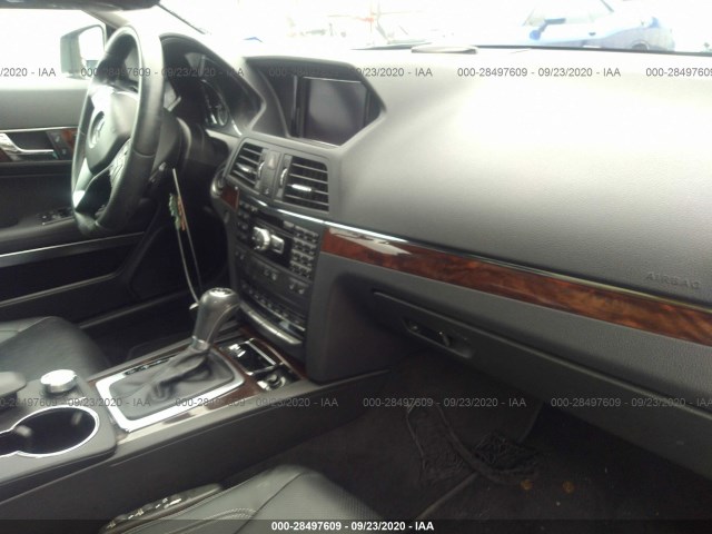 Photo 4 VIN: WDDKJ5KB8DF184047 - MERCEDES-BENZ E-CLASS 