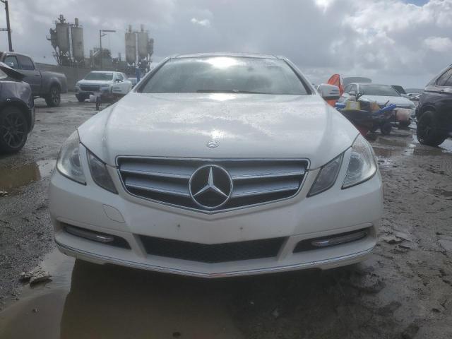 Photo 4 VIN: WDDKJ5KB9DF186664 - MERCEDES-BENZ E-CLASS 