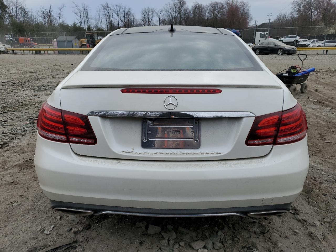 Photo 6 VIN: WDDKJ5KBXEF256769 - MERCEDES-BENZ E-KLASSE 