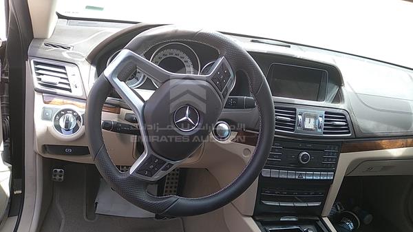 Photo 13 VIN: WDDKJ6CB5GF320837 - MERCEDES-BENZ E 320 