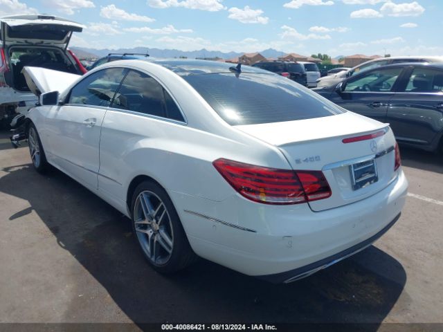 Photo 2 VIN: WDDKJ6FB0FF300828 - MERCEDES-BENZ E-CLASS 