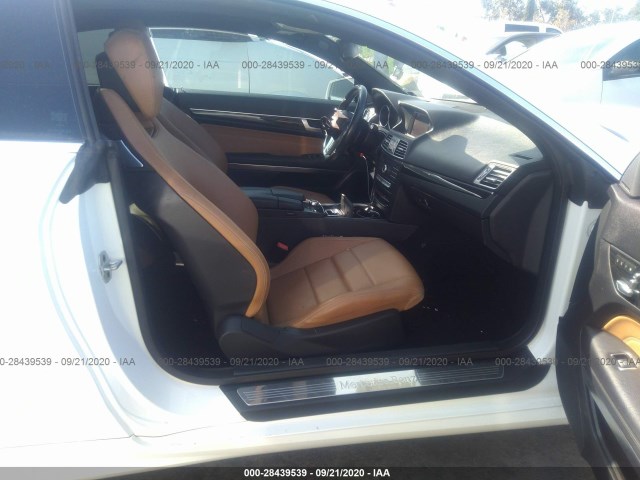 Photo 4 VIN: WDDKJ6FB3GF331119 - MERCEDES-BENZ E-CLASS 