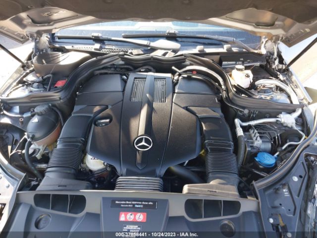 Photo 9 VIN: WDDKJ6FB5FF302946 - MERCEDES-BENZ E 400 