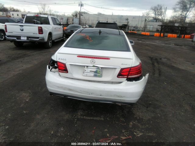 Photo 5 VIN: WDDKJ6HBXGF338663 - MERCEDES-BENZ E 400 