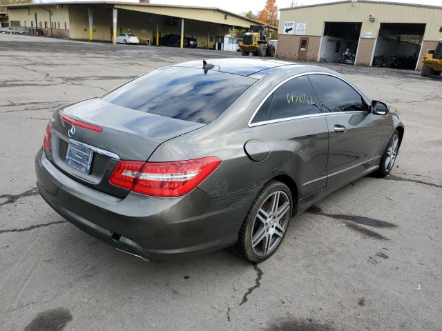 Photo 3 VIN: WDDKJ7CB1AF005465 - MERCEDES-BENZ E 550 