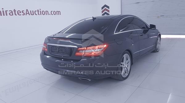 Photo 9 VIN: WDDKJ7CB1BF083584 - MERCEDES-BENZ E 550 