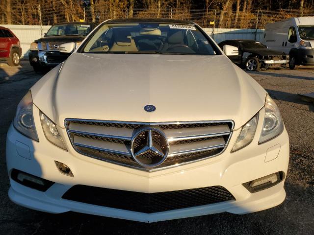 Photo 4 VIN: WDDKJ7CB1BF084587 - MERCEDES-BENZ E 550 