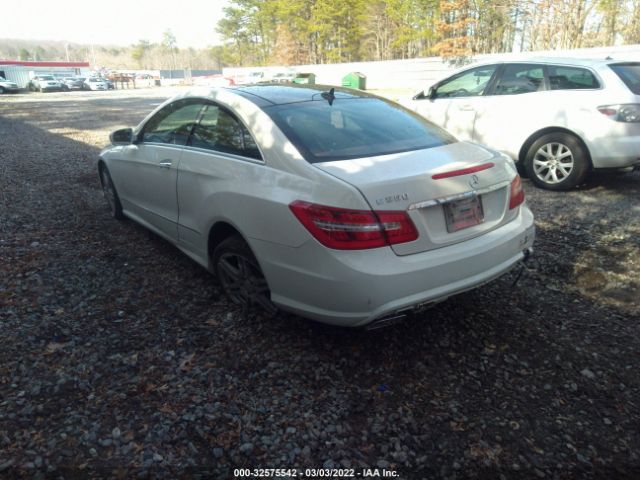 Photo 2 VIN: WDDKJ7CB2AF009251 - MERCEDES-BENZ E-CLASS 