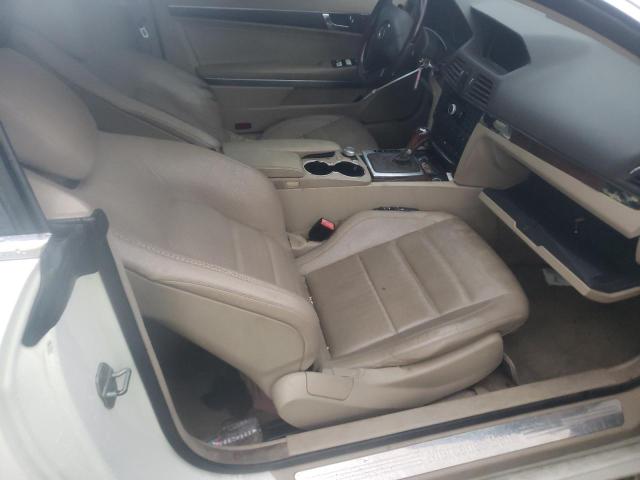 Photo 4 VIN: WDDKJ7CB2AF040905 - MERCEDES-BENZ E 550 