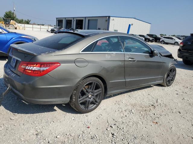 Photo 2 VIN: WDDKJ7CB3AF004463 - MERCEDES-BENZ E 550 