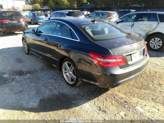 Photo 2 VIN: WDDKJ7CB7BF067292 - MERCEDES-BENZ E-CLASS 