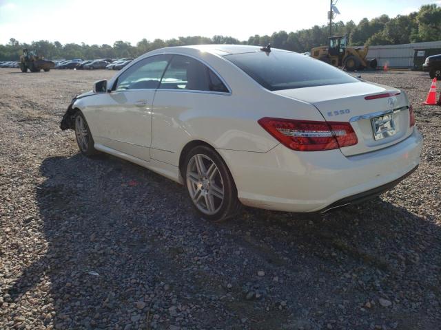 Photo 2 VIN: WDDKJ7CB8AF044747 - MERCEDES-BENZ E 550 