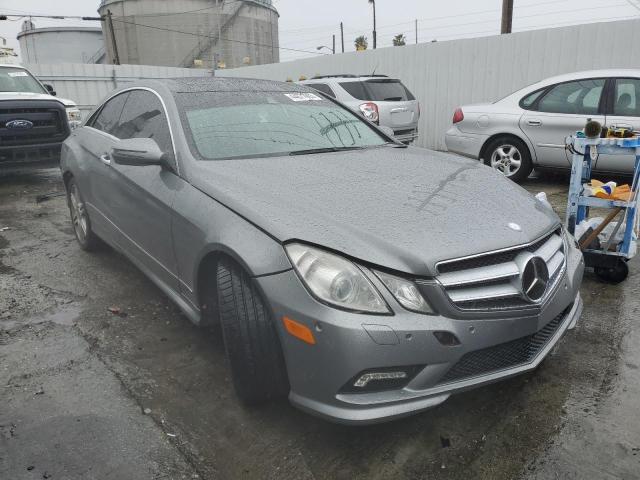 Photo 3 VIN: WDDKJ7CB9AF029920 - MERCEDES-BENZ E 550 