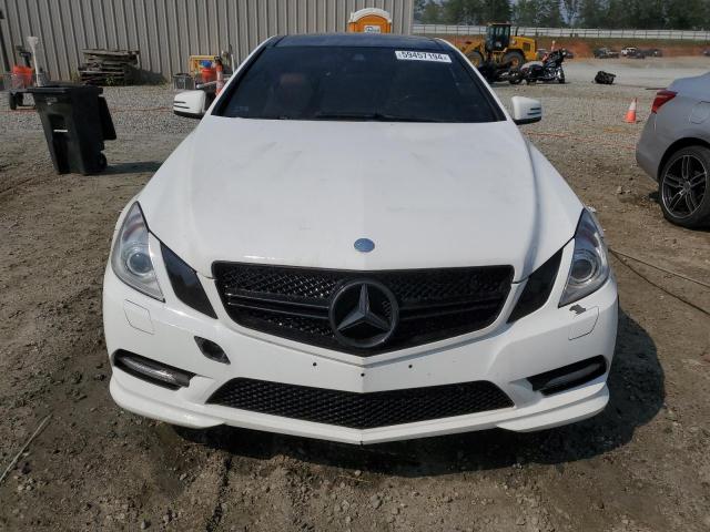 Photo 4 VIN: WDDKJ7DB9DF197429 - MERCEDES-BENZ E-CLASS 