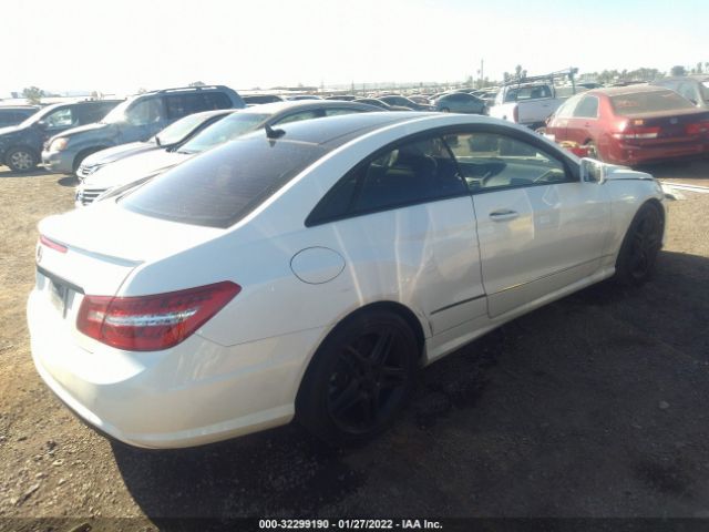 Photo 3 VIN: WDDKJ7DB9DF218117 - MERCEDES-BENZ E 550 