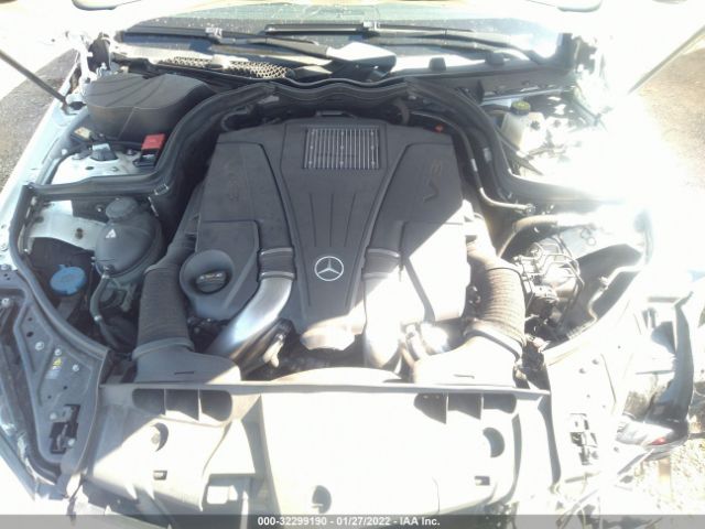 Photo 9 VIN: WDDKJ7DB9DF218117 - MERCEDES-BENZ E 550 