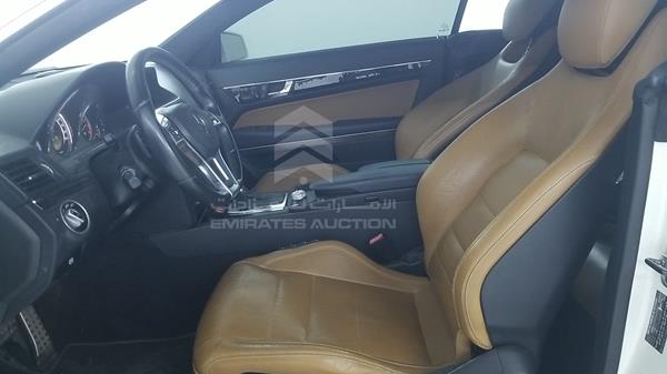 Photo 11 VIN: WDDKJ7DBXCF151347 - MERCEDES-BENZ E500 