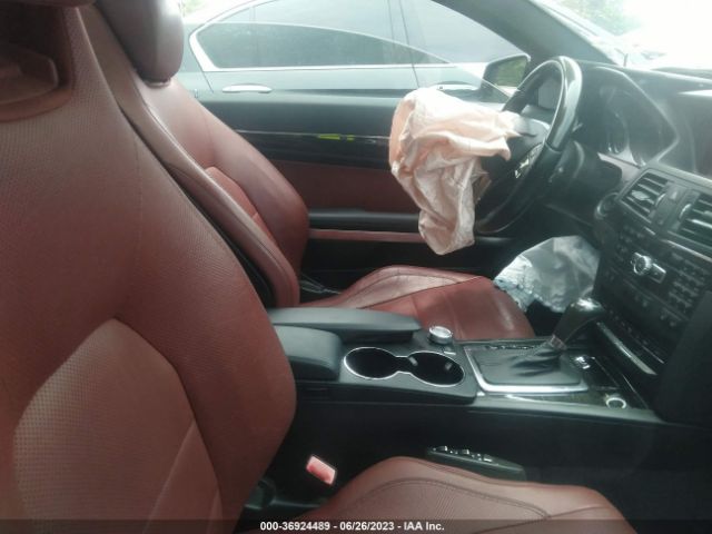 Photo 4 VIN: WDDKJ8JB3DF215143 - MERCEDES-BENZ E 350 