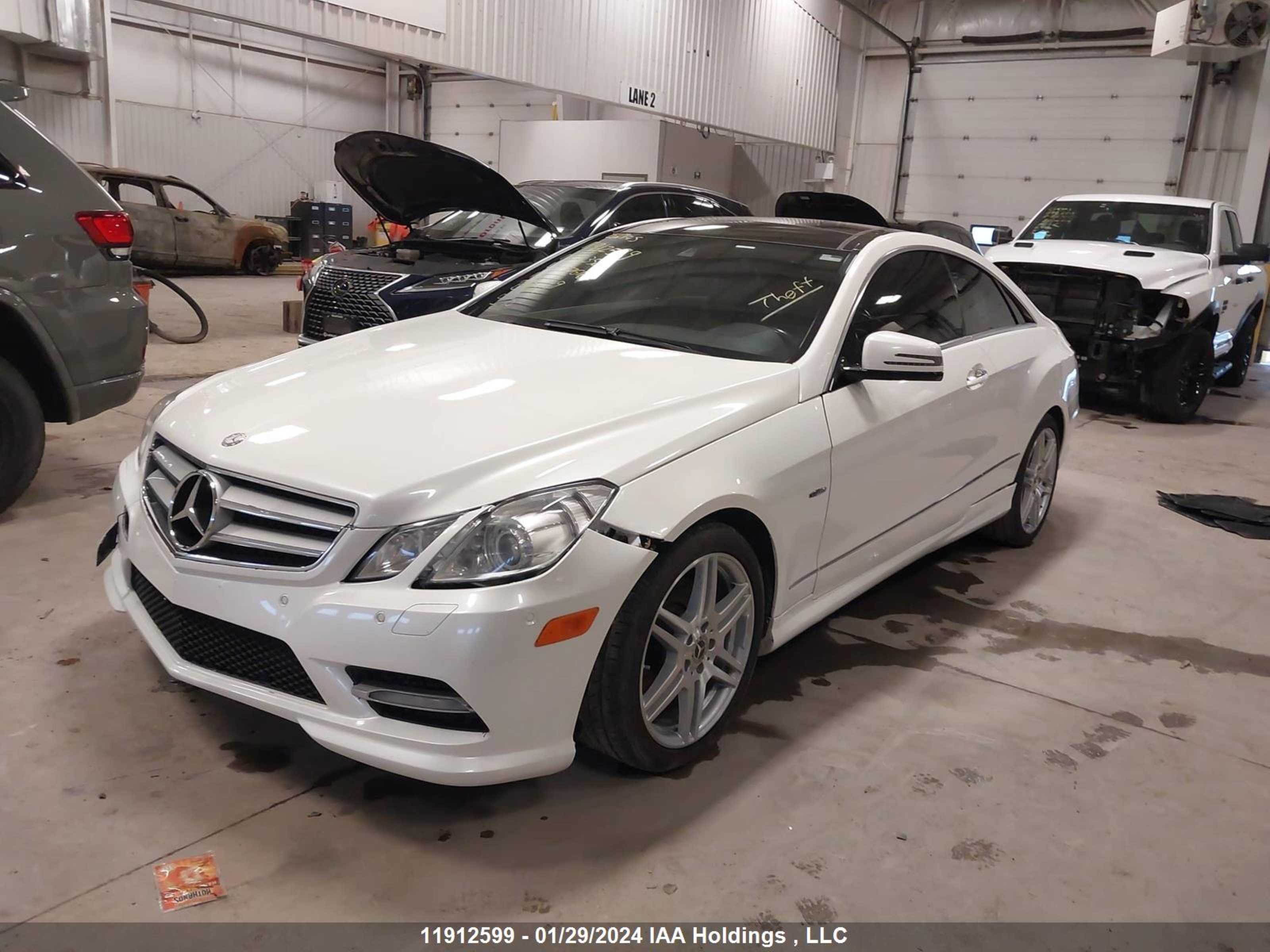 Photo 1 VIN: WDDKJ8JBXCF177618 - MERCEDES-BENZ E-KLASSE 